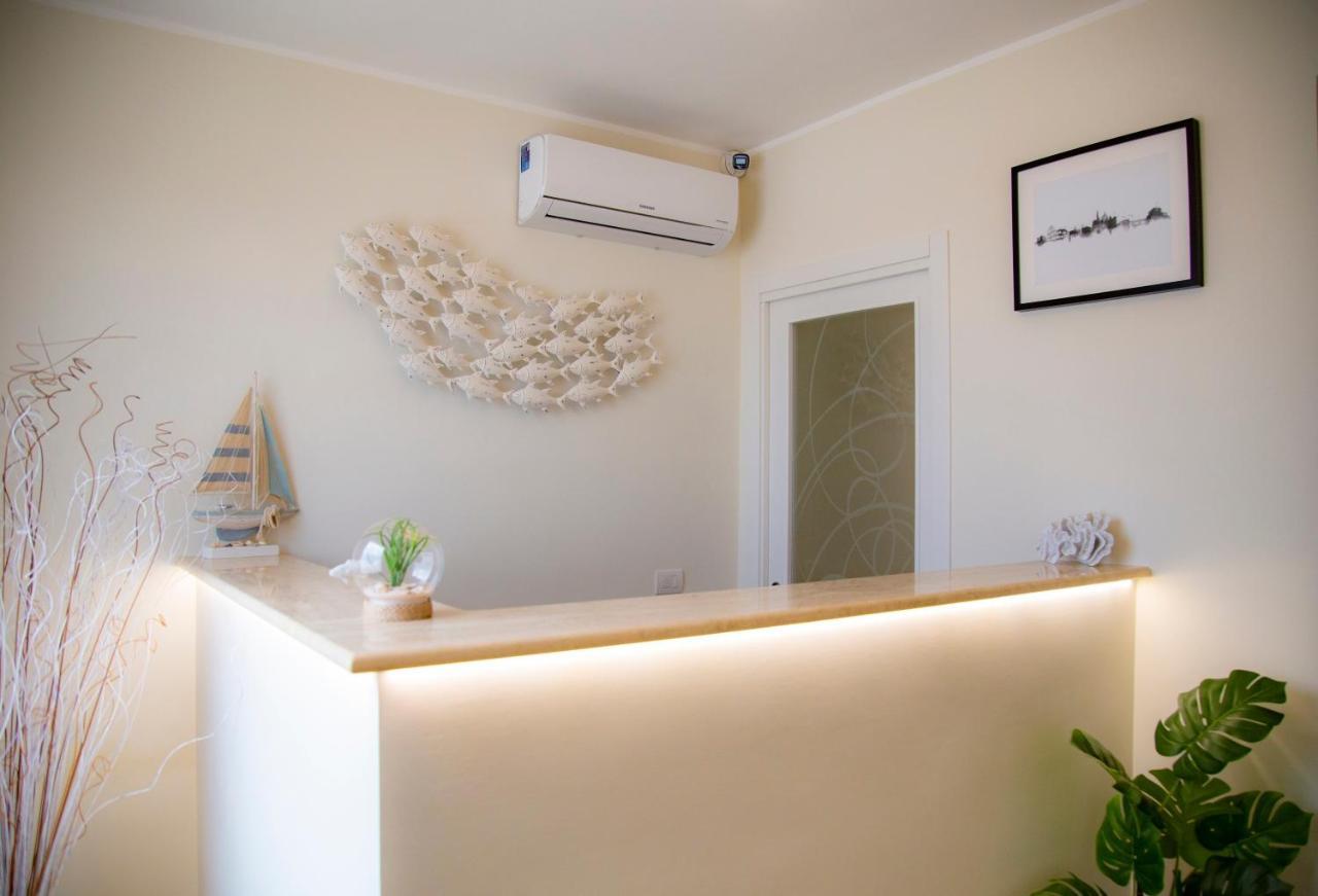 Il Granello Bed & Breakfast Fiumicino Exterior photo